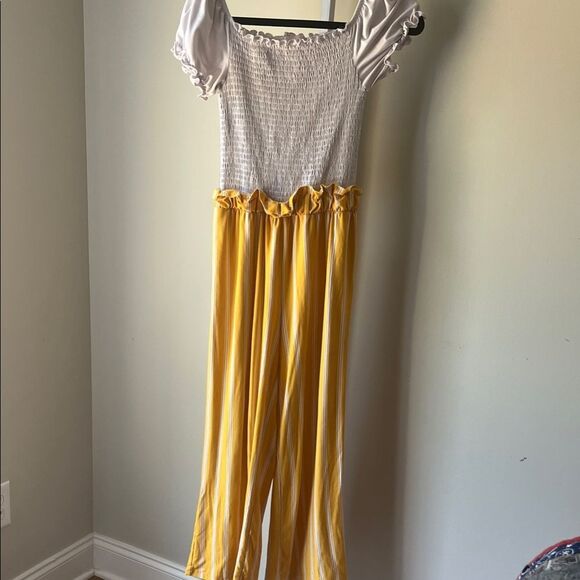 White Smocked Top with Yellow & White StripePanta Women's Jumpsuit Junior Large - Picture 1 of 7